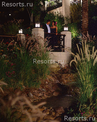 Four Seasons Resort 8